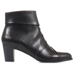 Regarde Le Ciel Sonia 132 Bootie Black Glove Leather (Women's)