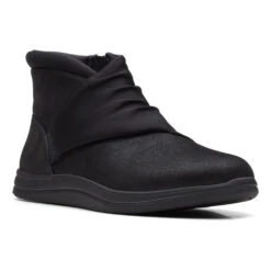 Clarks Breeze Dusk Bootie Black (Women's)