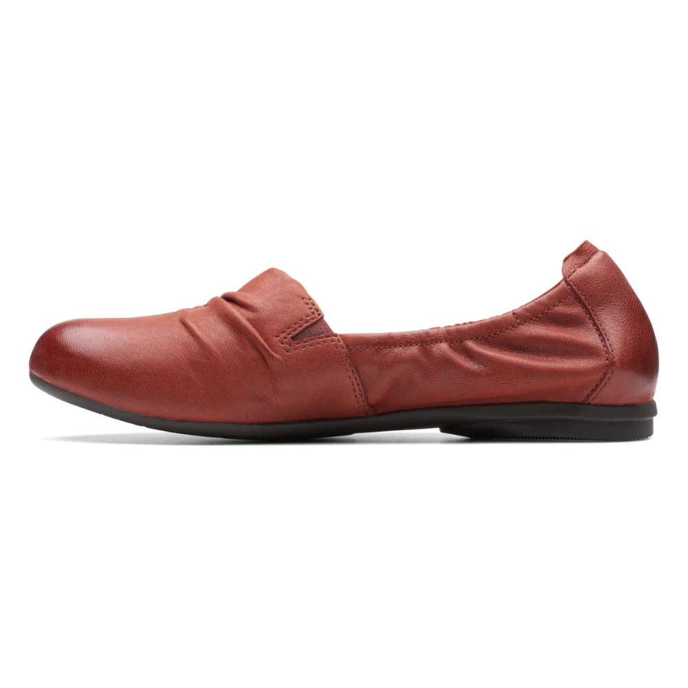 Clarks Rena Way Chestnut Leather Slip-On (Women's) 6 Clarks Rena Way Chestnut Leather Slip-On (Women's) - Image 4
