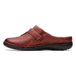 Clarks Un Loop Ease Chestnut Leather Mule (Women's) -Dansko Shop Untitleddesign 5 db0a67ca e881 4316 b79f 50707cd3c82e