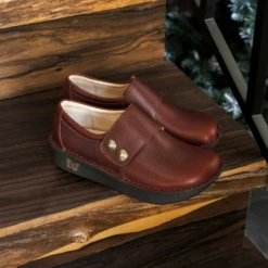 Alegria Deliah Chestnut Leather Slip-On (Women's) -Dansko Shop Untitleddesign 6 a7b7eb22 8754 43bb b743 38a89a8d90a1