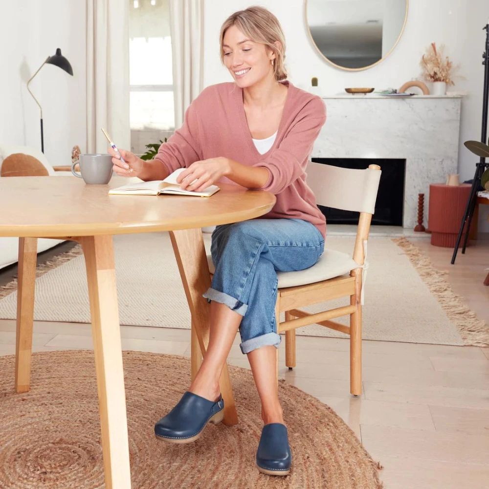 Dansko Berry Navy Leather Clog (Women's) 9 Dansko Berry Navy Leather Clog (Women's) - Image 7