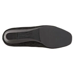 Trotters Lauren Black 3D Patent Suede (Women's) 11 Trotters Lauren Black 3D Patent Suede (Women's) -Dansko Shop black 7 f4f38522 5fff 4959 867f 8e2571e832a5