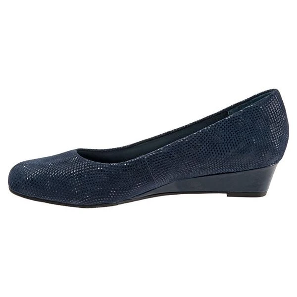 Trotters Lauren Navy 3D Patent Suede (Women's) 4 Trotters Lauren Navy 3D Patent Suede (Women's) - Image 2